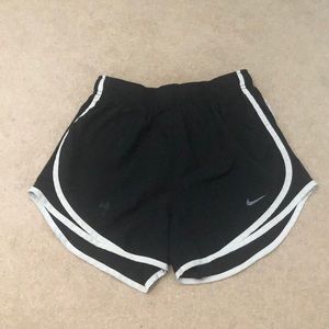 Black Nike shorts